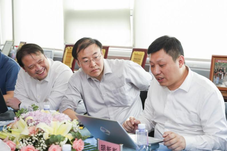 胡彬彬總（zǒng）經理（lǐ）